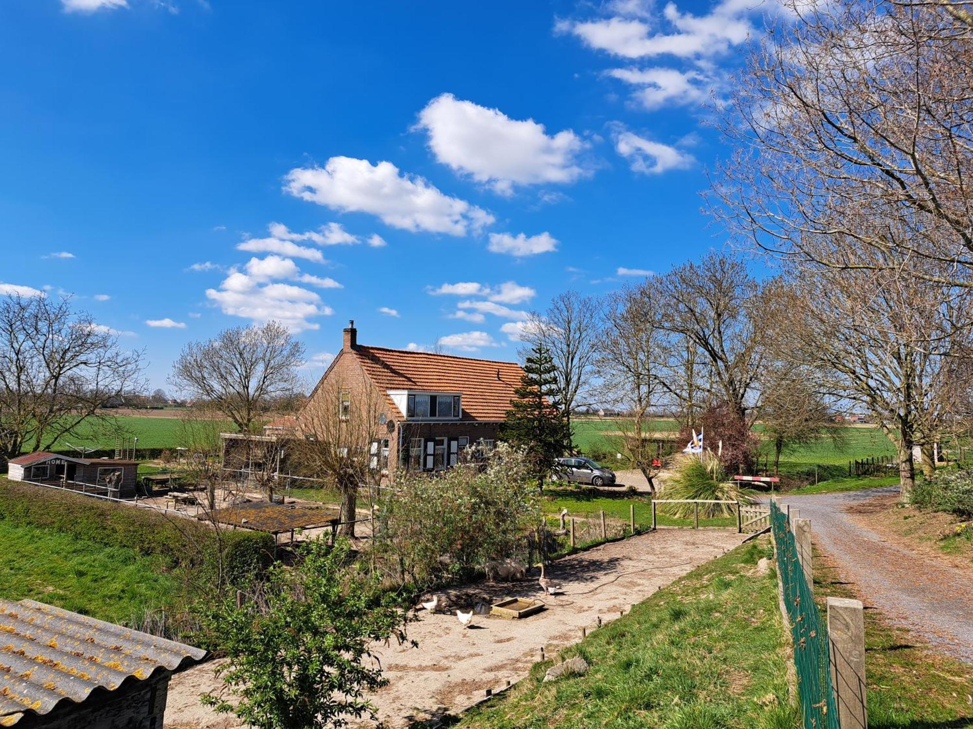 Bie Oans Oefje Chalet Lewedorp